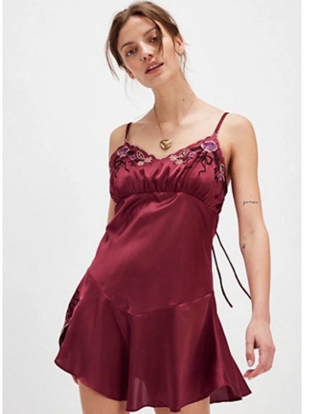 Free people/Intimately Morning Kiss Embroidered Side Slit Bows Mini Slip Size L